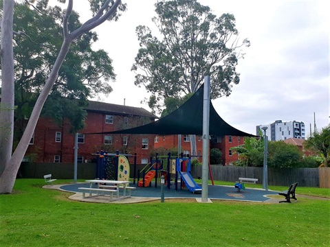 Russell Street Reserve playground