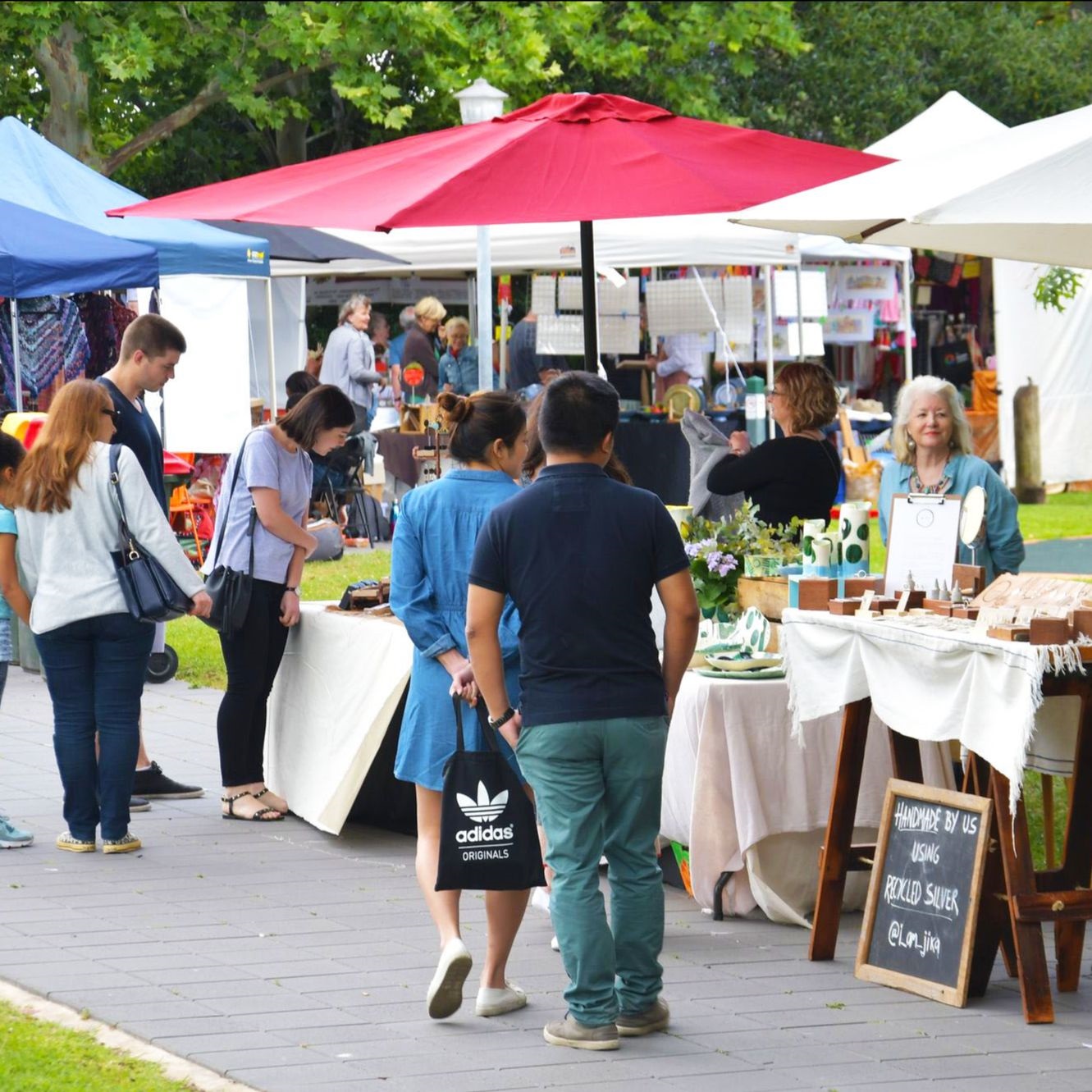 woodstock artisans markets.jpg